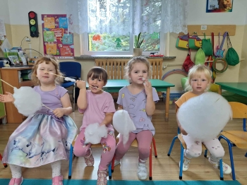 aa7e4ea5-0a91-41bd-a23f-a71d9119fdd2