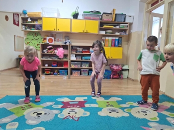 fcf8a653-8971-4141-9de2-3e69f8914cc3