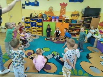 8bf6795e-f852-4c9f-931c-88101794ff2c