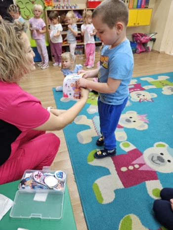 3c1ed254-e2c1-4b06-a840-a4e5122dd9c8