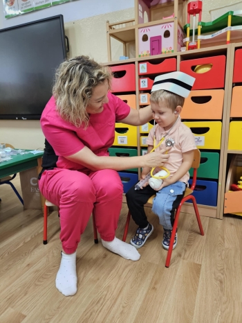 73b28400-68b3-49da-a1b7-c77abc10b9a2