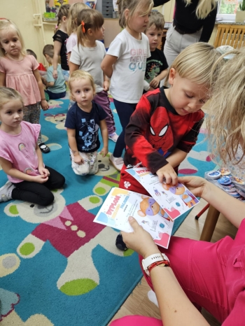 a72aa3dd-736d-437b-8460-3d93cf11a3e5