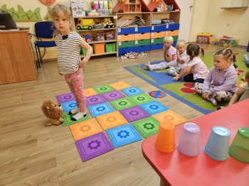 8cf79465-69a0-466e-b7b5-cf511c91403c