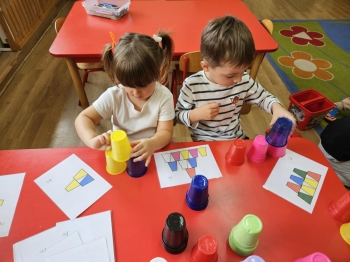 1272cc21-3c7e-462b-a8da-53f08fb03479