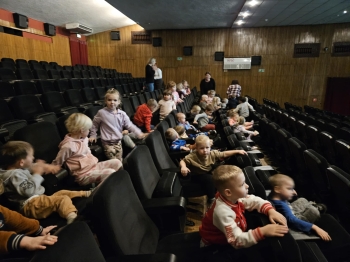 b467e36b-17b6-4cf2-8d86-44ce78d6ec39