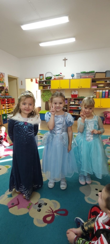 66f1e65a-b4fe-427d-b26e-b6e700ca80e3