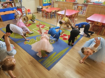 288a299d-b31d-47c5-b843-57a949b3fbcc