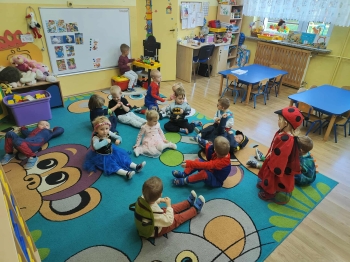 b32096d8-176f-4573-a799-5c8ced2e8a17