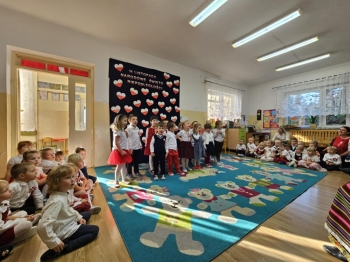 f19dd5d2-203f-488e-b002-0b4cbd4e2053