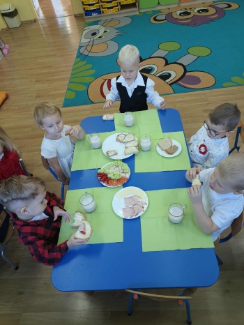 8d80bca7-c836-4efb-9eee-18877895ebc0