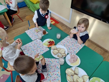 2872f713-940a-413a-aea8-143af9993486