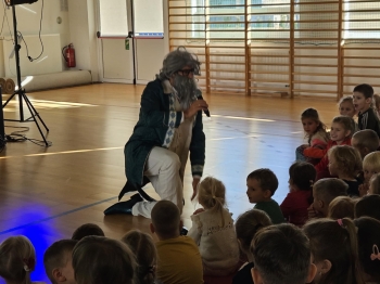 27609055-cfee-47f3-ae29-0e418d91b47f