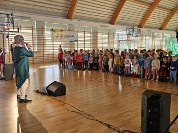 d4c80fa7-b81e-49f5-9cc7-ad8efebb7949