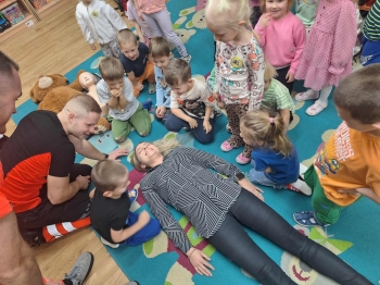 947b3417-aa3e-41be-9532-1a5ef87610e1