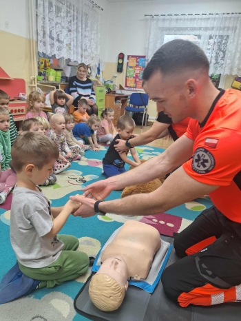 d437afa7-4cc7-41fa-ab6e-b7018938cefb