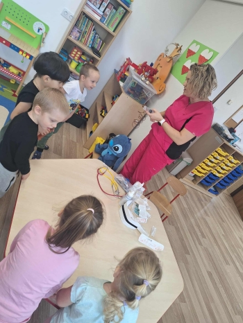 f7ac5033-2a1c-4443-a755-46e42f11d02a