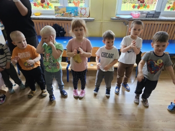 4c412fdb-53a9-40e4-bad4-61828b27ea8c