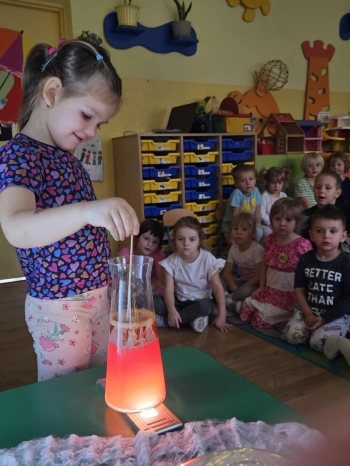 7d97fada-420d-418b-9d48-be213546023d