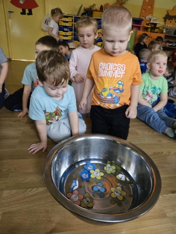 23dd952d-f627-4c11-a118-ca14042a6765