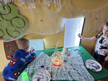 4163ced7-f471-4904-8698-f4e55d7ff57c