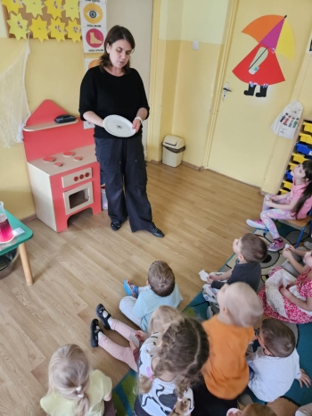 e7e4f6b7-6750-4d7a-9d97-babeea9eeff5