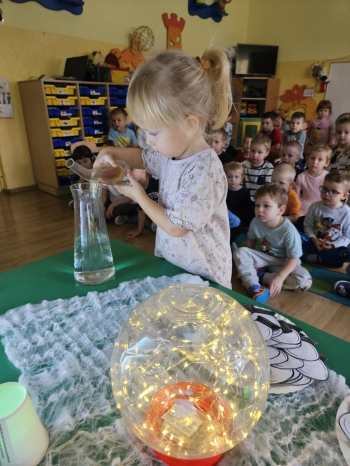 eb03bd9f-8fac-4c90-bbbe-ab3200691ef9