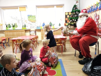 4e0301f1-1022-4e01-8291-32df2fa22360