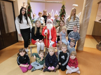 33d9273c-e913-48c6-9c60-89d749257557