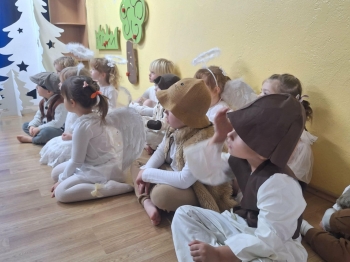 03dc6c90-516d-4777-bd94-93d558ce7413