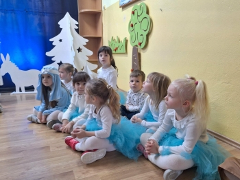 7b743314-cabf-4d35-832d-3ca8e37a4a33