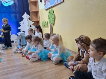 271c5a8e-8cb2-4300-8002-0e13b1ba66b3