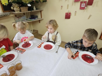 268a0b63-4501-46f6-b220-34afd55d2217