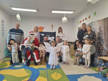 d42bdc8d-9f7b-479b-a683-b37c8b2ef0f6