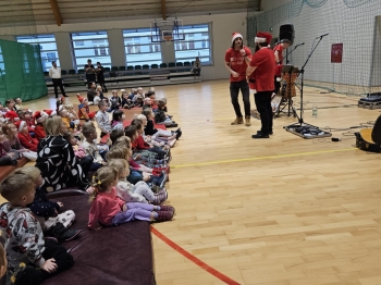 29d1da16-edc7-4e8e-bdbb-14245426472f