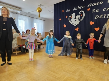 fdcfded3-8f57-455c-abf3-e8b1e5995c0d