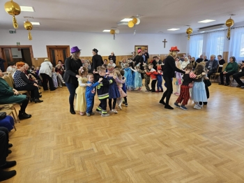 2203b583-07c5-4f18-8c73-c260df5cf1c1