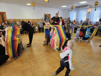 d5eefb8c-6052-4fc4-b9cf-f16483429222