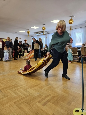 ecbf2cf7-1082-4e38-9921-60657bc66d68