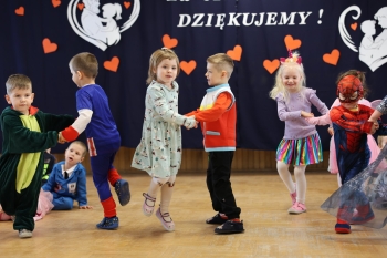 4d4ff9fd-c4d0-475b-887a-731f03ccf049