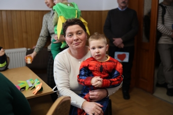 5b066f1e-ee72-44cf-b437-cfa4da331c40