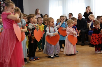 17b49024-c6f0-48d1-bdb4-081019f6bedb