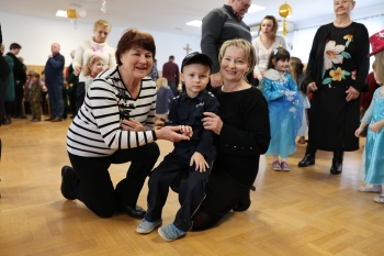 039ff16d-da43-48e5-9678-3a654007fc0d