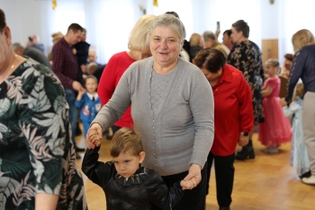 45a329b3-bc0e-40d6-81fa-259e19c0fa71