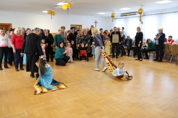 82fb7f12-f9e4-4d86-84eb-790cb3fd876c