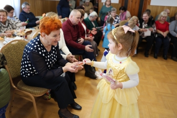 92ab3927-f65b-4eac-ab82-e404217e182d