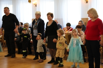 193ac18d-489c-44a1-b5a4-24fd0beb306e