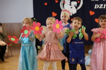 929efb30-2185-4c91-ad2a-8681e6d3895f