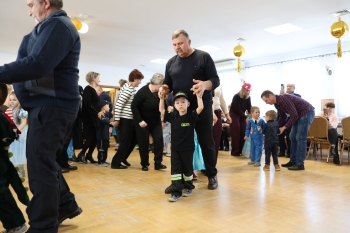 7520e128-1469-4a4a-ae1f-e572aaec7e45