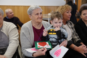 7942ae5b-78e5-4201-af3c-9910c3078a9d