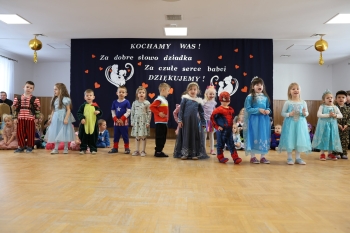 ce6c7e03-71d3-48d6-a274-997037110162